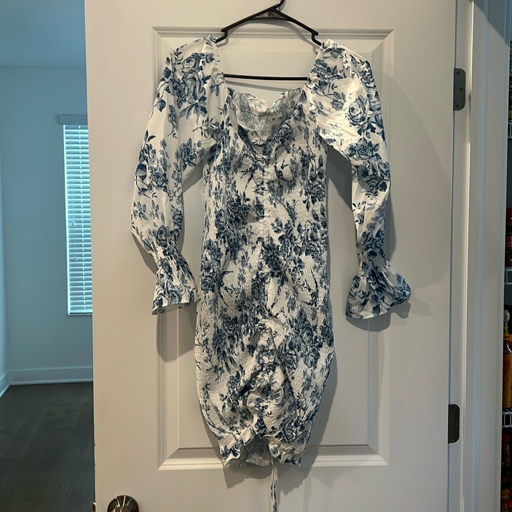 Shein size S blue and white fitted dress - never worn!
